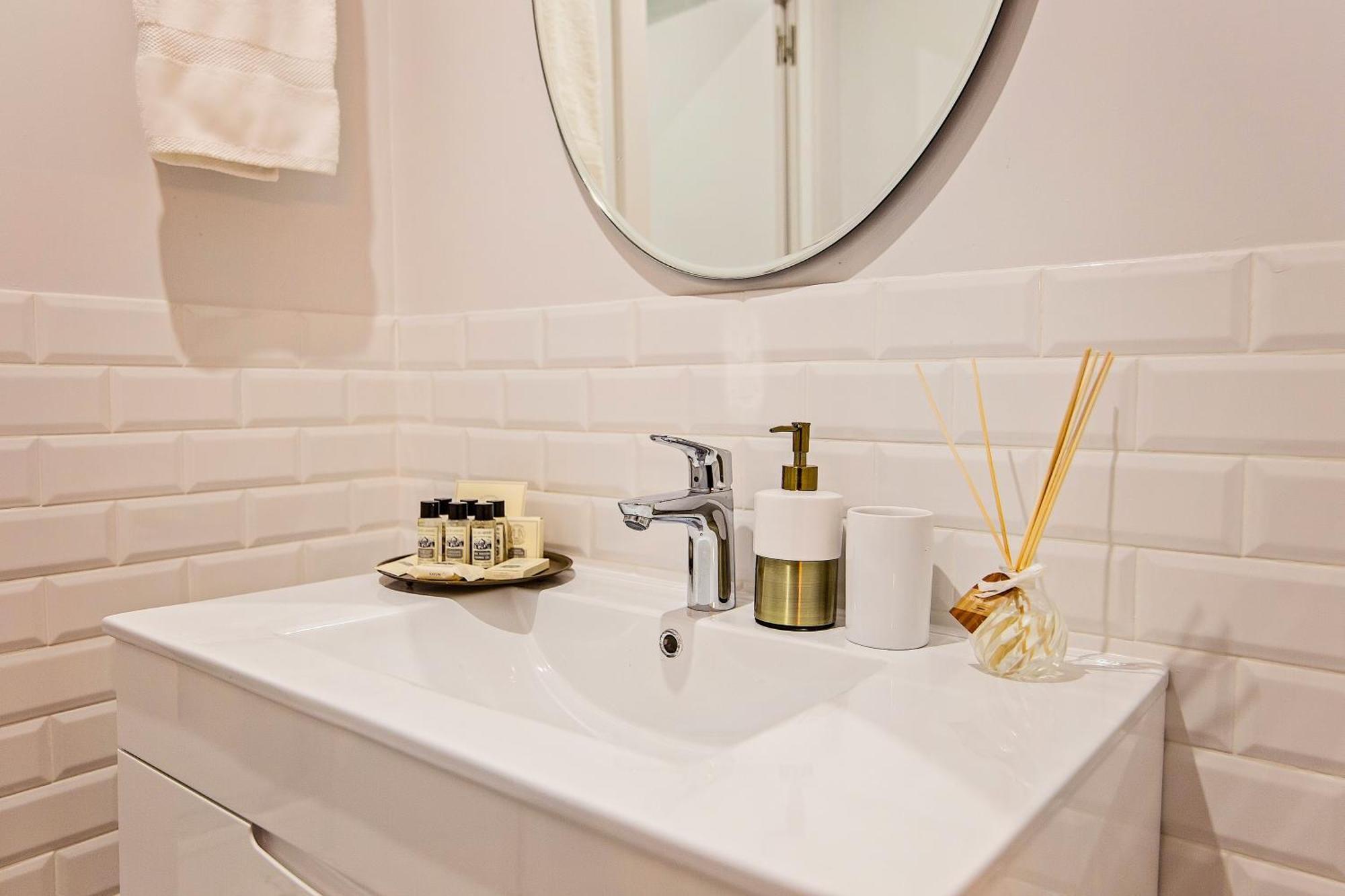 Apartament Sweett - La Pedrera - Paseo De Gracia Barcelona Zewnętrze zdjęcie